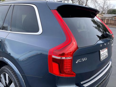 Used 2023 Volvo XC90 T8 Ultimate w/ Protection Package Premier image 33