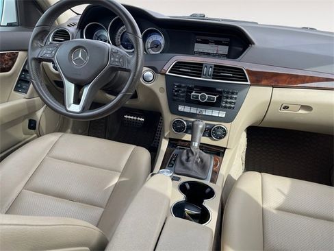 Used 2013 Mercedes-Benz C 300 4MATIC Sedan image 10