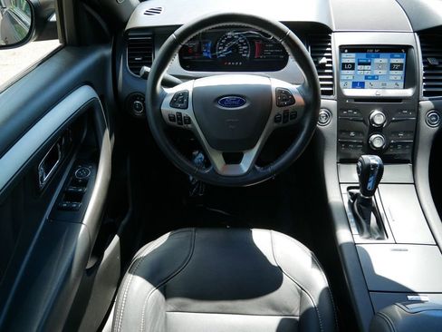 Used 2016 Ford Taurus SEL w/ Equipment Group 201A FWD image 12
