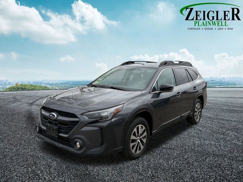 Used 2023 Subaru Outback Premium image 15