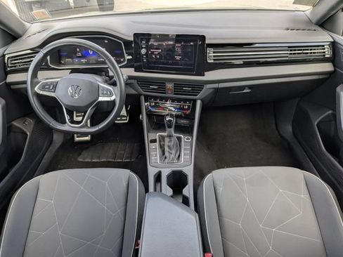 Used 2025 Volkswagen Jetta Sport FWD image 16