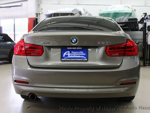 Used 2018 BMW 320i xDrive Sedan AWD/4WD image 6