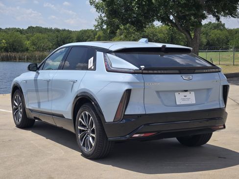 New 2025 Cadillac Lyriq Sport image 3