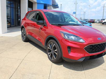Used 2022 Ford Escape SE w/ SE Sport Appearance Package