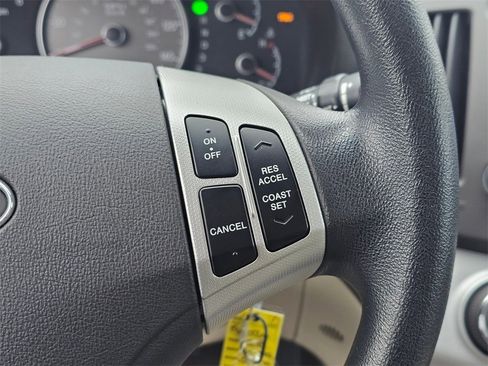 Used 2008 Hyundai Elantra SE image 24