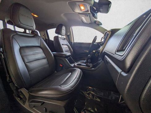 Used 2017 GMC Canyon Denali image 21