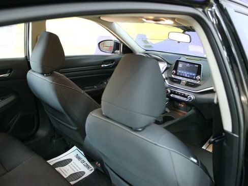 Used 2021 Nissan Altima 2.5 S AWD/4WD image 10