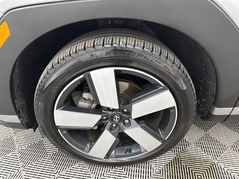 Certified 2024 Hyundai Santa Fe Limited image 13