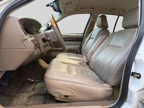 Used 2005 Mercury Grand Marquis LS RWD image 10
