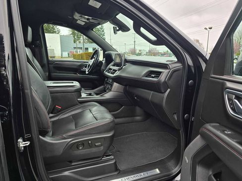 Used 2021 Chevrolet Suburban RST w/ Rear Media and Nav Package image 11