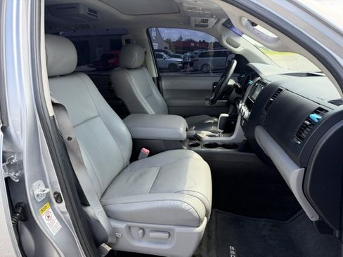 Used 2015 Toyota Sequoia Limited RWD image 10