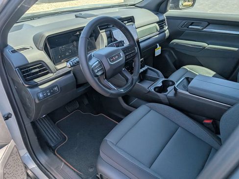 New 2026 GMC Terrain AT4 w/ Technology Package II AWD/4WD image 14