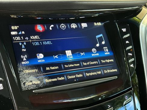 Used 2019 Cadillac Escalade ESV Platinum AWD/4WD image 17