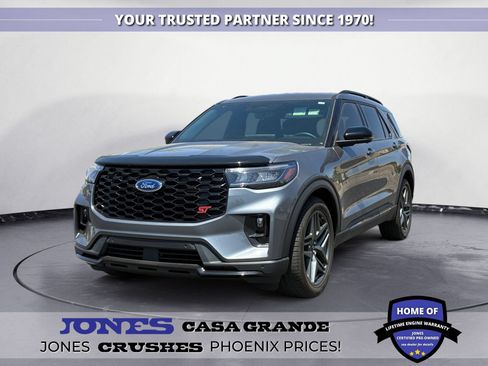 Used 2025 Ford Explorer ST AWD/4WD image 1