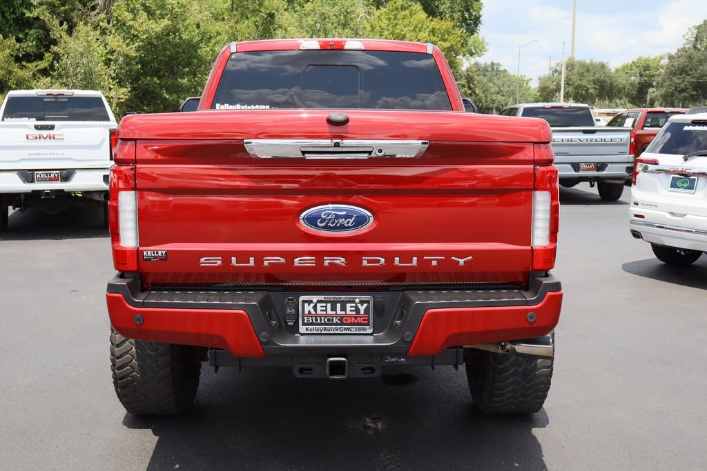 Used 2018 Ford F250 Lariat w/ Lariat Ultimate Package AWD/4WD image 11