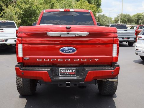 Used 2018 Ford F250 Lariat w/ Lariat Ultimate Package AWD/4WD image 11