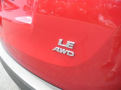 Used 2014 Toyota RAV4 LE AWD/4WD image 8