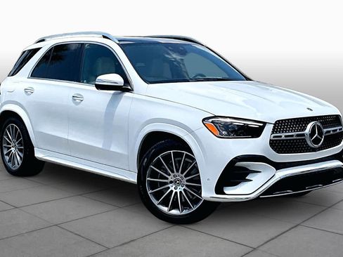 Used 2024 Mercedes-Benz GLE 350 4MATIC image 3