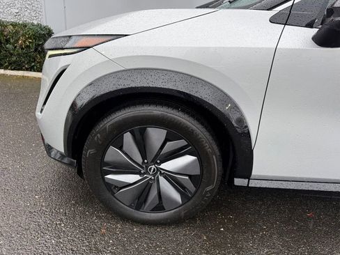 Used 2023 Nissan Ariya FWD image 11