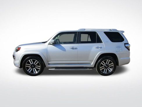 Used 2016 Toyota 4Runner Limited image 2