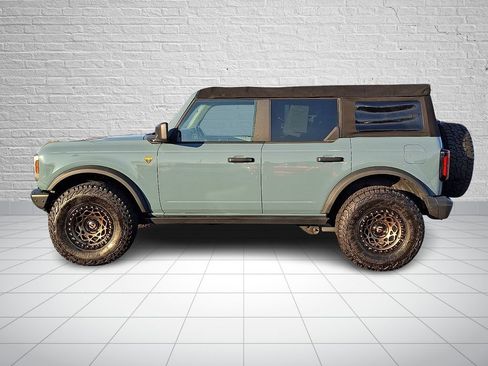 Used 2022 Ford Bronco Badlands image 7