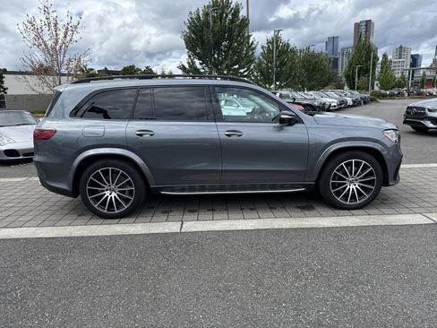 Used 2024 Mercedes-Benz GLS 580 4MATIC image 4