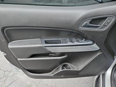 Used 2017 Chevrolet Colorado ZR2 image 23