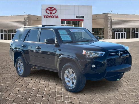 Certified 2024 Toyota 4Runner SR5 Premium image 10
