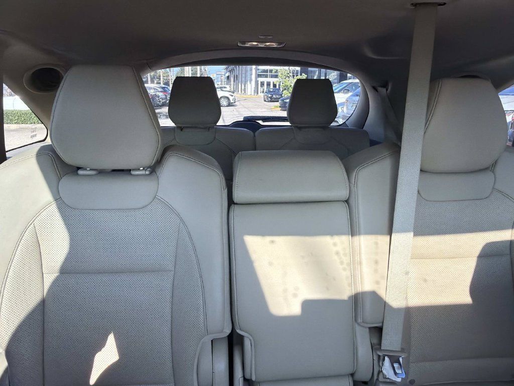 Used 2019 Acura MDX w/ Technology Package AWD/4WD image 9