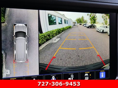 Used 2022 GMC Yukon Denali w/ Max Trailering Package AWD/4WD image 4