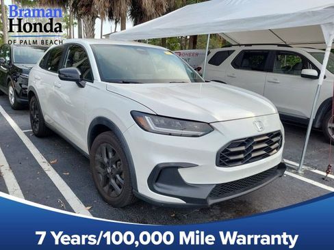 Used 2023 Honda HR-V Sport image 1