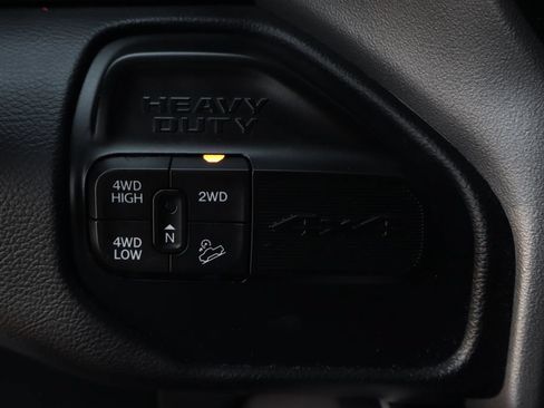 Used 2022 RAM 2500 Laramie AWD/4WD image 42