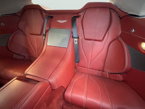 Used 2014 Aston Martin DB9 Volante RWD image 29