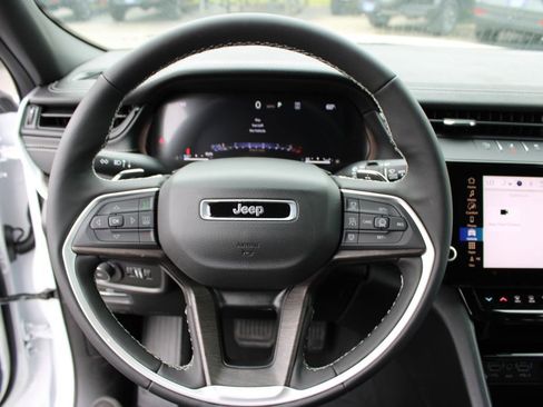 New 2026 Jeep Grand Cherokee Limited w/ Limited Altitude Package image 28