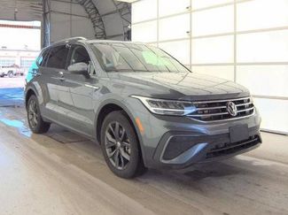 Used 2023 Volkswagen Tiguan SE video 3