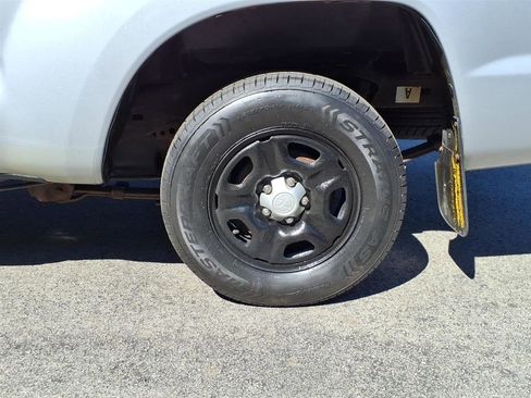 Used 2012 Toyota Tacoma 2WD Regular Cab image 6