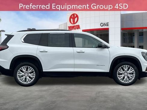 Used 2024 GMC Acadia Elevation image 3