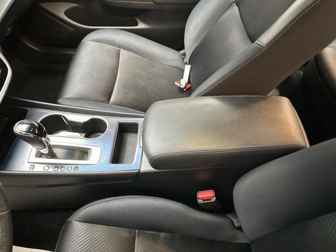 Used 2018 Nissan Altima 2.5 SR image 32