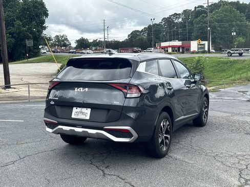 Used 2024 Kia Sportage EX AWD/4WD image 7