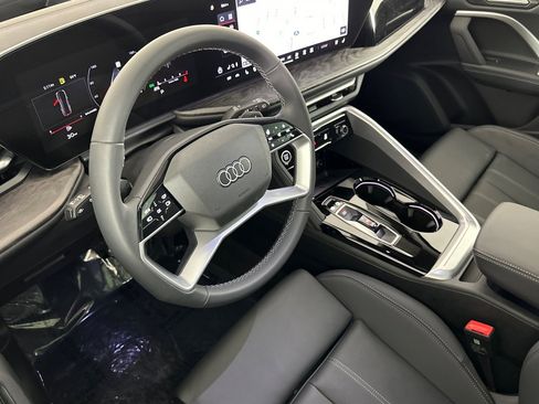 New 2025 Audi Q5 Premium Plus image 8