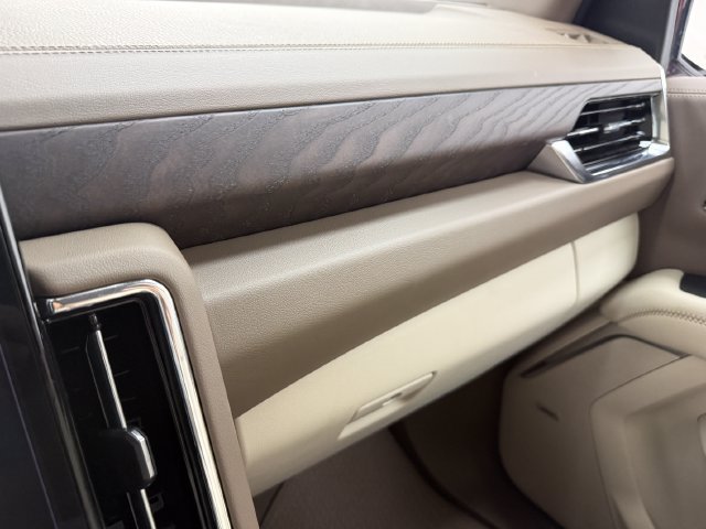 Used 2026 GMC Yukon XL Denali w/ Denali Reserve Package RWD image 23