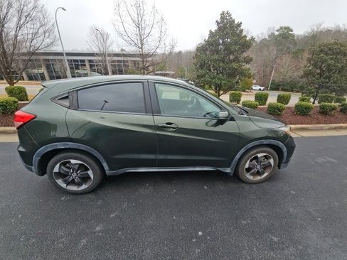 Used 2018 Honda HR-V EX image 9