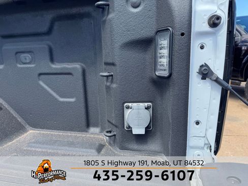 Used 2023 GMC Sierra 3500 AT4 w/ Gooseneck/5TH Wheel Package AWD/4WD image 63