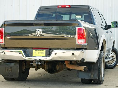 Used 2015 RAM 3500 Laramie image 3