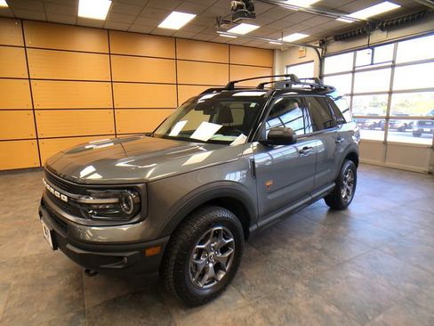 Used 2024 Ford Bronco Sport Badlands w/ Premium Package AWD/4WD image 3
