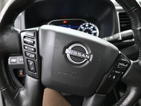 Used 2023 Nissan Frontier SV w/ SV Convenience Package image 15