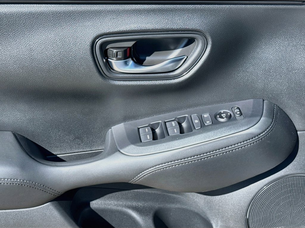 New 2027 Honda HR-V LX image 24