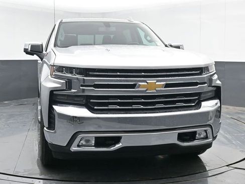 Used 2019 Chevrolet Silverado 1500 LTZ image 3