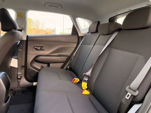 New 2026 Hyundai Kona SE image 25