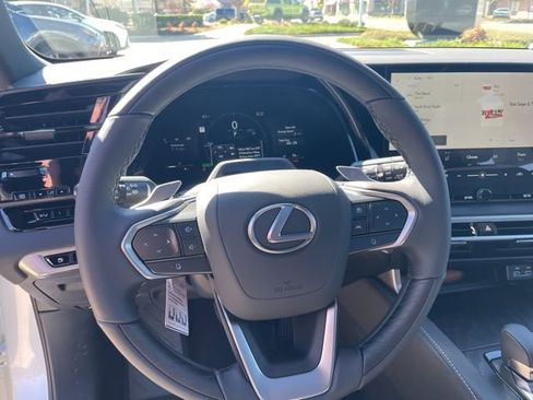 New 2026 Lexus RX 350h image 17